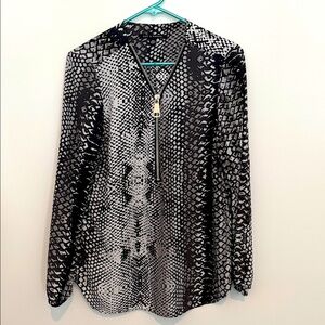 Zac & Rachel Monochrome Snake Print Blouse Size M